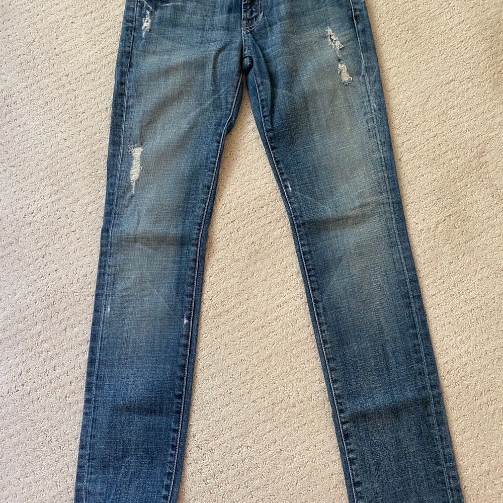 Seven Jeans - distressed Roxanne style - Picture 4 of 7